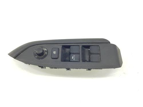 Venstre fortil elrude kontakt Venstre fortil elrude kontakt MAZDA CX-3 (DK) 1.5 SKYACTIV-D (DK2WS, DK5FW) (105 hp) 39752523 39752523