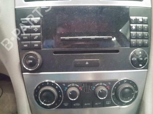Portierruitmotor rechtsvoor MERCEDES-BENZ C-CLASS (W203) C 220 CDI (203.008) | BP1531992E20 