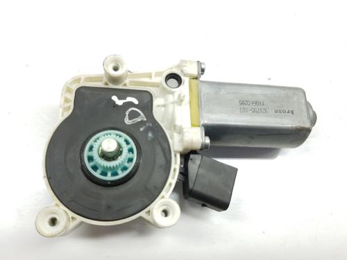 Used Left front window motor MERCEDES-BENZ VITO / MIXTO Van (W639) 109 CDI (639.601, 639.603, 639.605) (88 hp) 16577220