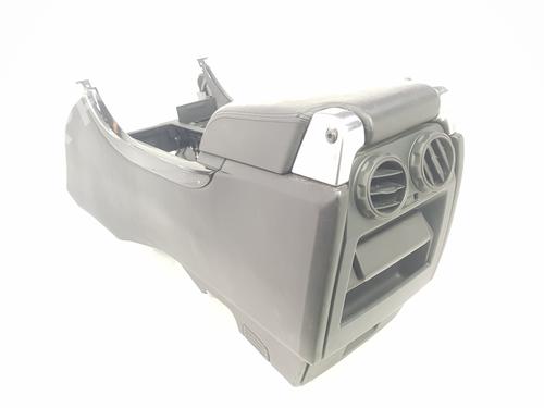 Armrest / Center console LAND ROVER RANGE ROVER SPORT I (L320) 3.6 D 4x4 | BP9517467I20 