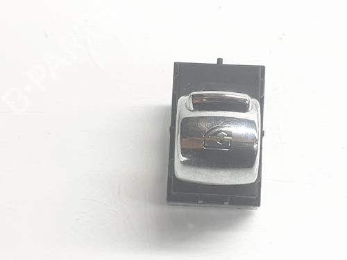 Used Right front window switch MINI MINI CLUBMAN (F54) Cooper D (150 hp) 31043991