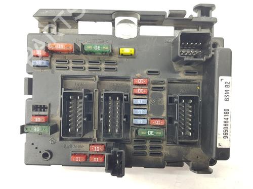 Used Fuse box PEUGEOT 206 Hatchback (2A/C) [1998-2012]  9507582