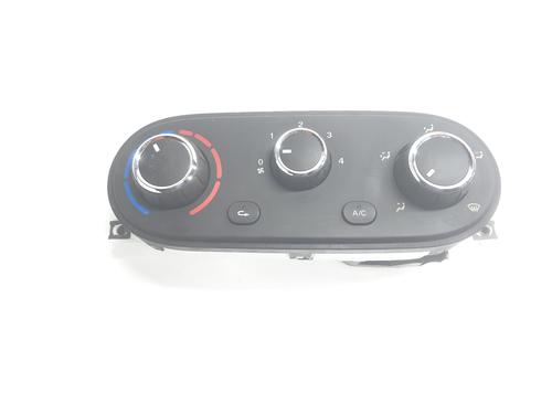 Mando climatizador IVECO DAILY VI Van 33S14, 35S14 (136 hp) 32213146
