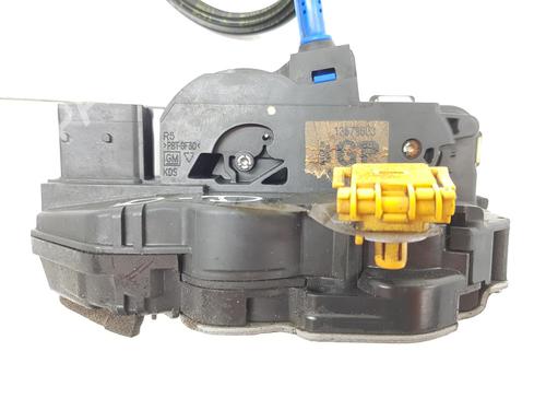 Front right lock OPEL ASTRA J (P10) 1.4 Turbo (68) | BP17863746C97 