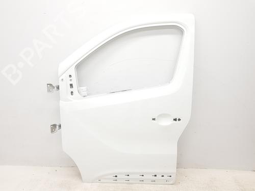 Used Left front door RENAULT TRAFIC III Van (FG_) 1.6 dCi 140 (FGMA, FGMC) (140 hp) 30391530
