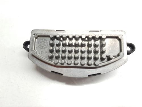 Used Heater resistor LAND ROVER RANGE ROVER VELAR (L560) 3.0 D300 SDV6 4x4 (300 hp) 31805890