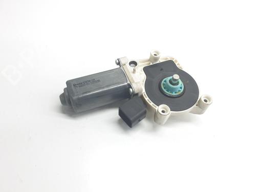 Used Right front window motor MERCEDES-BENZ VIANO (W639) CDI 3.0 (639.811, 639.813, 639.815) (204 hp) 21803165