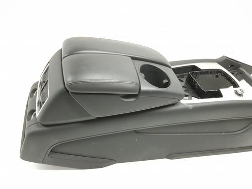 Armrest / Center console AUDI Q7 (4LB) 3.0 TDI quattro | BP21002996I20 