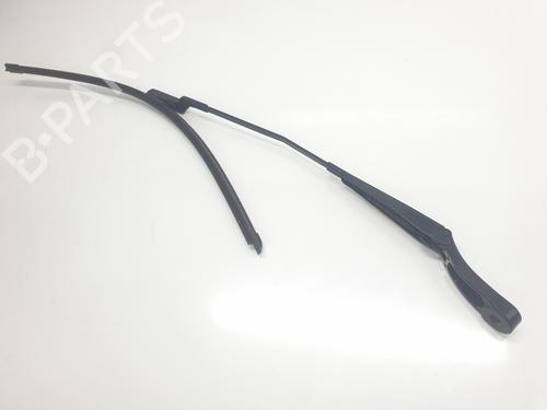 Front windshield wiper arm OPEL GRANDLAND / GRANDLAND X (A18, P1UO) 1.2 (75) | BP30569128C143 