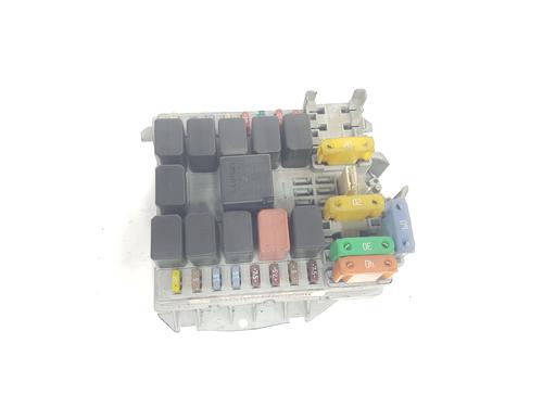 Used Fuse box IVECO DAILY IV Van 35C14 GV, 35C14 GV/P, 35S14 GV, 35S14 GV/P (136 hp) 9826227