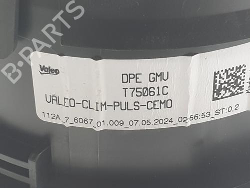 Heater blower motor OPEL ASTRA L Sports Tourer (OV5) 1.2 (FRHNSL, FRHNSR) | BP26698807M62 