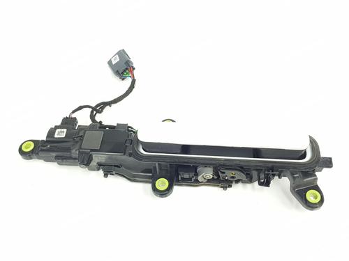 Used Rear right exterior door handle LAND ROVER RANGE ROVER EVOQUE (L551) 2.0 D150 (150 hp) 30853341