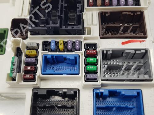 Fuse box OPEL ASTRA L Sports Tourer (O5) 1.2 (FRHNSL, FRHNSR) | BP23042668E1 