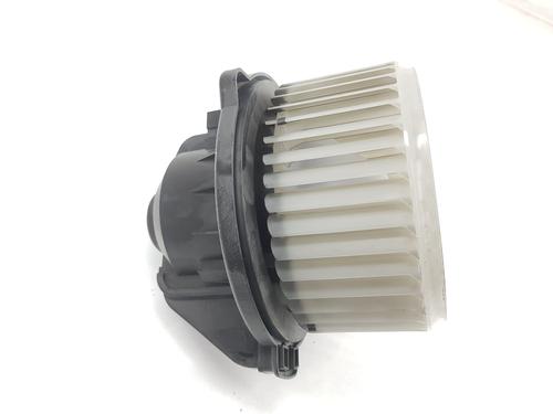 Heater blower motor LAND ROVER DISCOVERY III (L319) 2.7 TD 4x4 | BP15616260M62 
