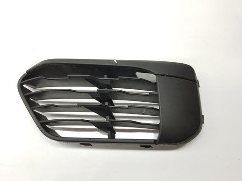 Used Grille BMW X1 (F48) sDrive 18 d (150 hp) 22348301