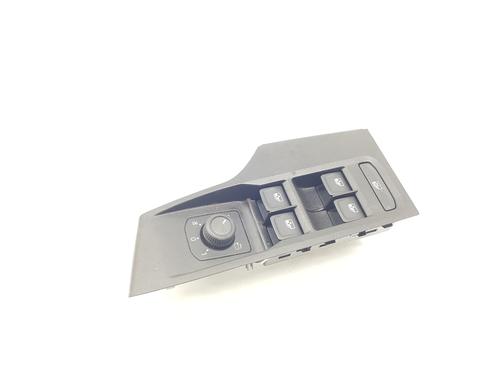 Used Left front window switch CUPRA LEON Sportstourer (KL8, KU8, KUD) 1.5 eTSI (150 hp) 30754015