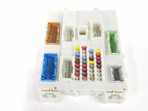 Used Fuse box Fuse box 38068641 38068641