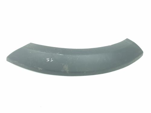 Used Rear left wheel arch trim LAND ROVER DISCOVERY III (L319) 2.7 TD 4x4 (190 hp) 20191731