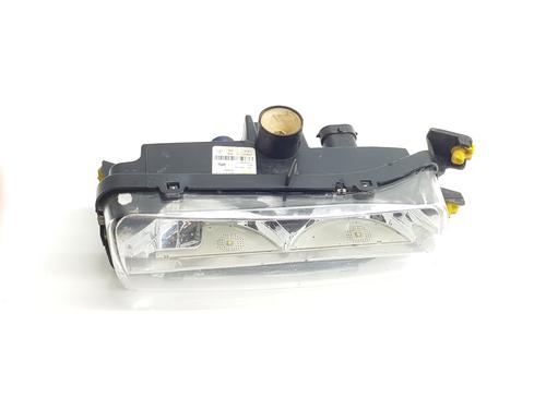 Used Right front fog light LAND ROVER RANGE ROVER SPORT II (L494) 3.0 TDV6 4x4 (258 hp) 28502708