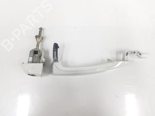 Used Front left exterior door handle BMW 1 (E87) 116 i (122 hp) 9168599