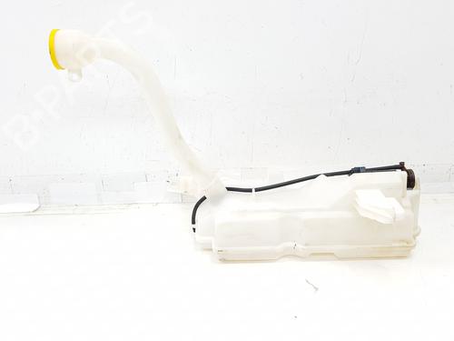 Used Windscreen washer tank Windscreen washer tank 35765033 35765033
