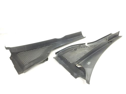 Used Scuttle panel VW GOLF VII (5G1, BQ1, BE1, BE2) 1.4 TSI (150 hp) 24112653