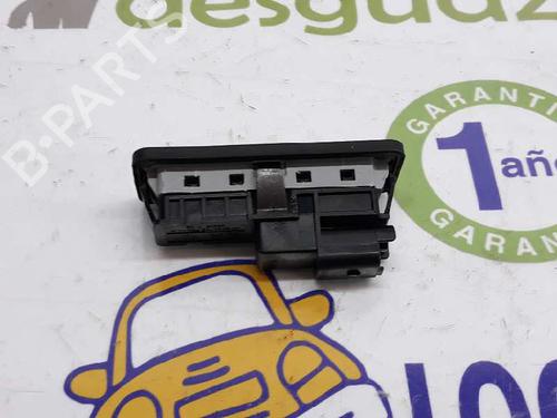 Tailgate handle PEUGEOT 2008 I (CU_) 1.6 BlueHDi 100 | BP2590942C132