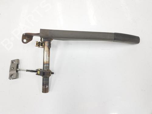 Used Hand brake MITSUBISHI PAJERO III (V7_W, V6_W) 3.2 Di-D (V68W, V78W) (165 hp) 9723979