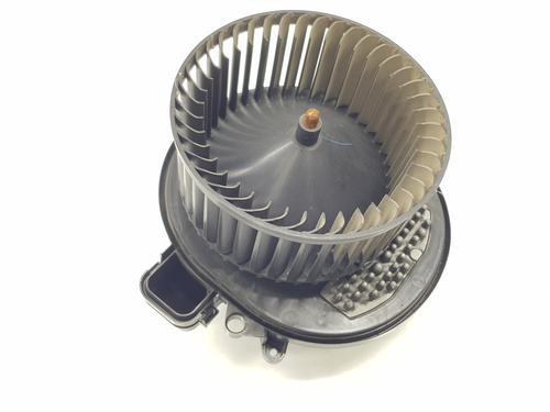 Used Heater blower motor BMW 3 (F30, F80) 318 d (143 hp) 22769557