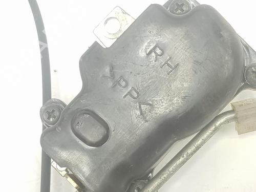 Front right lock MITSUBISHI PAJERO III (V7_W, V6_W) 3.2 Di-D (V68W) | BP13687900C97 