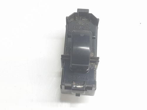 Used Right front window switch TOYOTA LAND CRUISER PRADO (_J12_) [2002-2010]  31171097