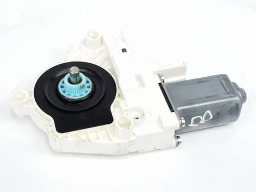 Right front window motor AUDI Q3 (8UB, 8UG) 2.0 TDI quattro | BP22901008E20 