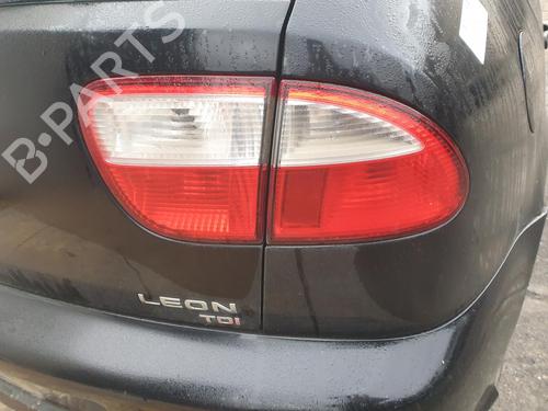 Right front fog light SEAT LEON (1M1) 1.9 TDI | BP11110465C31 