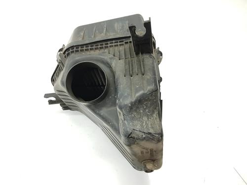 Air filter box SUZUKI GRAND VITARA II (JT, TE, TD) 1.9 DDiS All-wheel Drive (JT419, TD44, JB419WD, JB419XD,... | BP21376245M87 