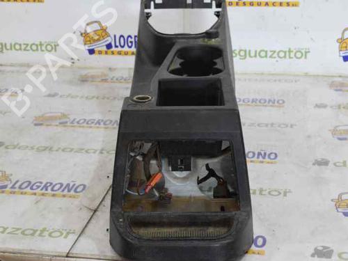 Middle console LAND ROVER FREELANDER 2 (L359) 2.2 TD4 4x4 (152 hp) 11683258