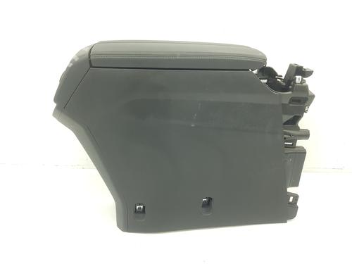 Used Armrest / Center console PEUGEOT 5008 II (MC_, MJ_, MR_, M4_) [2016-2025]  7169965