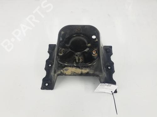 Used Support MITSUBISHI PAJERO III (V7_W, V6_W) 3.2 Di-D (V68W) (160 hp) 14091255