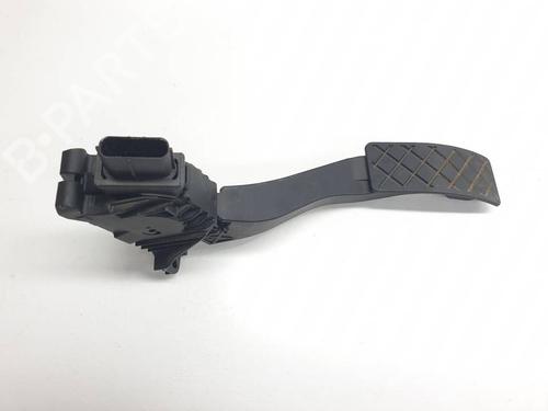 pedal-vw-t-roc-a11-d11-2017-39599296 main image