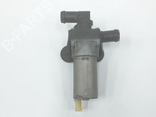Used Auxiliary water pump BMW 3 Touring (E91) 320 d (177 hp) 14103588