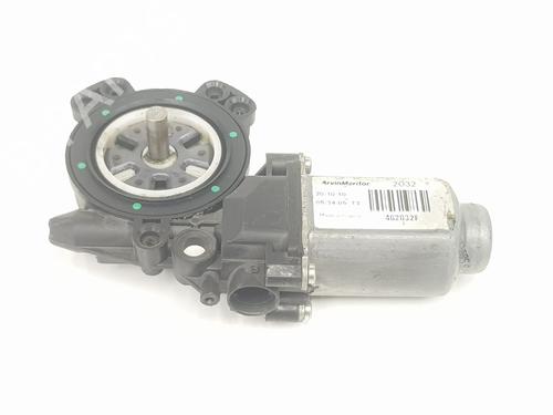 Right front window motor NISSAN QASHQAI / QASHQAI +2 I (J10, NJ10, JJ10E) 2.0 dCi All-wheel Drive | BP21003045E20 