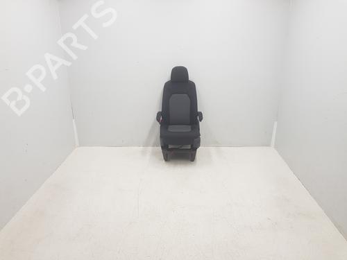 Siège avant gauche VW CRAFTER Van (SY_, SX_) 2.0 TDI FWD (SYB, SYC, SYD) (140 hp) 30839438