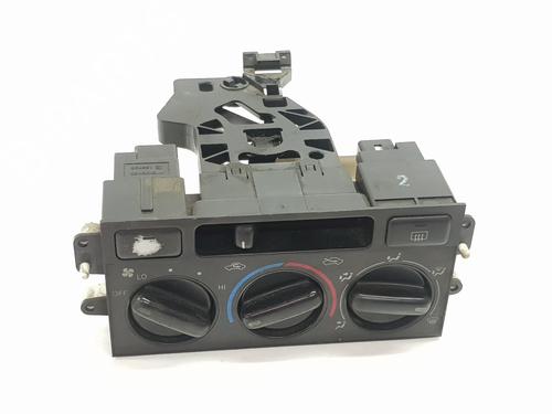 Used Climate control TOYOTA LAND CRUISER 90 (_J9_) 3.0 TD (KZJ90_, KZJ95_, KZJ90R, KZJ95R, KZJ90W, KZJ95W) (125 hp) 18137474