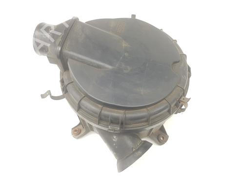 Used Air filter box TOYOTA LAND CRUISER 90 (_J9_) 3.0 TD (KZJ90_, KZJ95_, KZJ90R, KZJ95R, KZJ90W, KZJ95W) (125 hp) 18707118