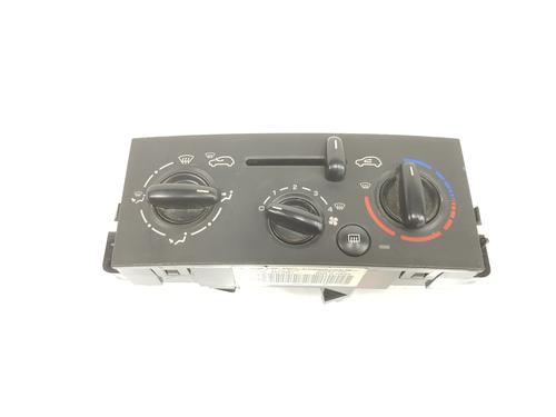 Used Climate control PEUGEOT 207 CC (WD_) 1.6 16V (120 hp) 9841767