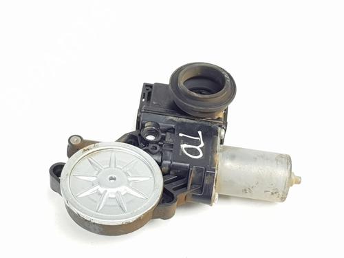 right-rear-window-motor-toyota-land-cruiser-prado-_j15_-2009-34330805 main image