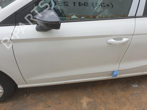 Right front window switch SEAT IBIZA V (KJ1, KJG) 1.0 TGI | BP13638777I26 