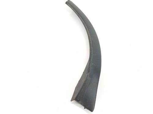 Rear right wheel arch trim LAND ROVER RANGE ROVER SPORT I (L320) 2.7 D 4x4 | BP7400880C137 