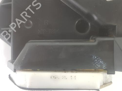 Rear right lock MITSUBISHI PAJERO III (V7_W, V6_W) 3.2 Di-D (V68W) | BP13687902C99 