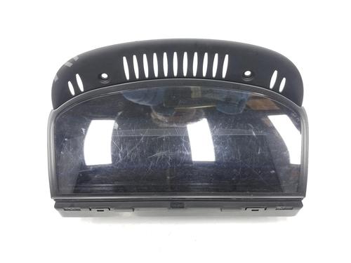 Used Display monitor BMW 3 (E90) 320 d (177 hp) 8310769
