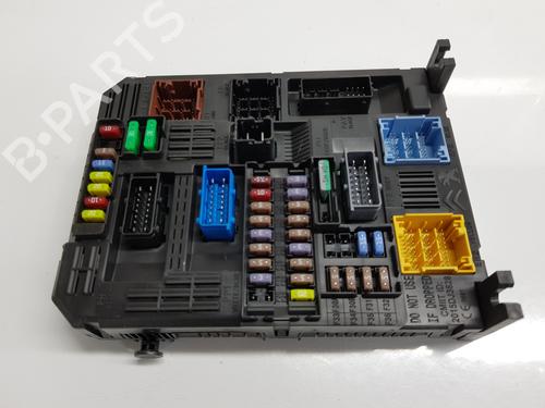Used Fuse box PEUGEOT 3008 II SUV (MC_, MR_, MJ_, M4_) 1.5 BlueHDi 130 (131 hp) 26973879